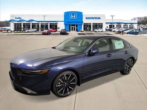 New 2026 Honda Accord Touring image 7