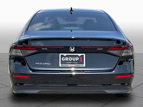 Used 2025 Honda Accord LX image 5
