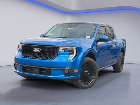 New 2026 Ford Maverick Lobo image 2