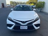 Used 2023 Toyota Camry SE image 2