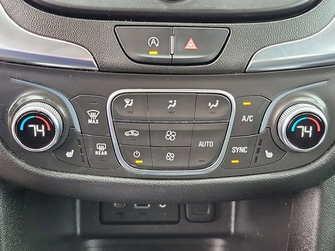 Used 2022 Chevrolet Equinox LT AWD/4WD image 28