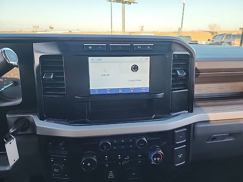 Used 2023 Ford F250 XL w/ STX Appearance Package image 19