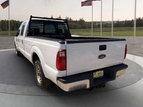 Used 2015 Ford F250 XL w/ Power Equipment Group RWD image 8