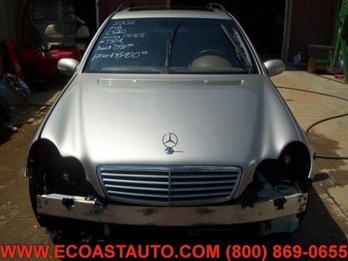 Used 2002 Mercedes-Benz C 320 Wagon image 4