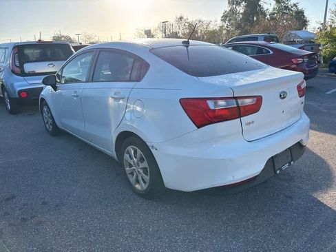 Used 2016 Kia Rio LX image 2