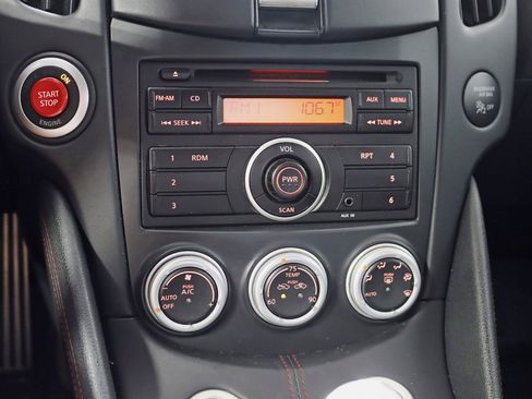 Used 2013 Nissan 370Z NISMO image 20