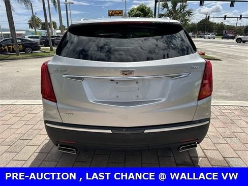Used 2018 Cadillac XT5 Luxury w/ Driver Awareness Package image 4