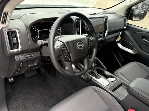 New 2026 Nissan Frontier SV image 8