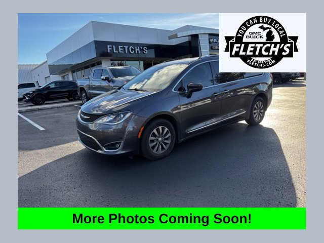 Used 2020 Chrysler Pacifica Touring-L Plus FWD 360° Tour