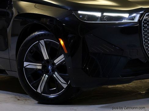 Used 2023 BMW iX xDrive50 w/ Premium Package image 3