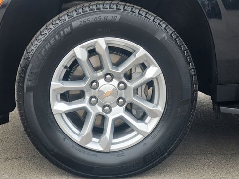 Used 2025 Chevrolet Tahoe LT image 10