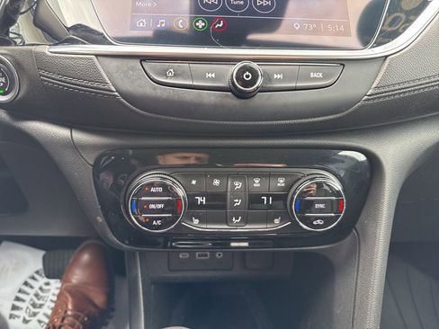 Used 2020 Buick Encore GX Essence FWD image 27