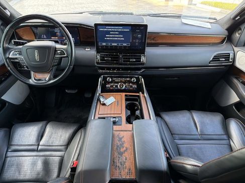 Used 2024 Lincoln Navigator L Black Label image 25