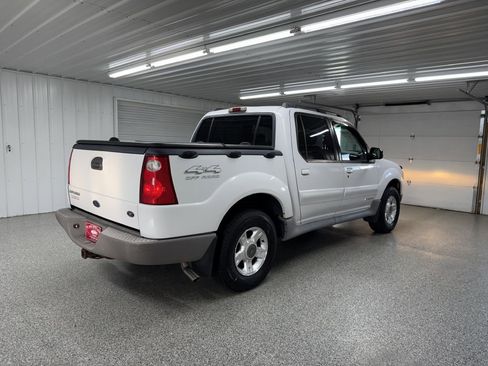 Used 2001 Ford Explorer Sport Trac 4x4 image 6