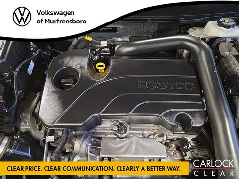 Used 2024 Chevrolet Equinox LT FWD image 24