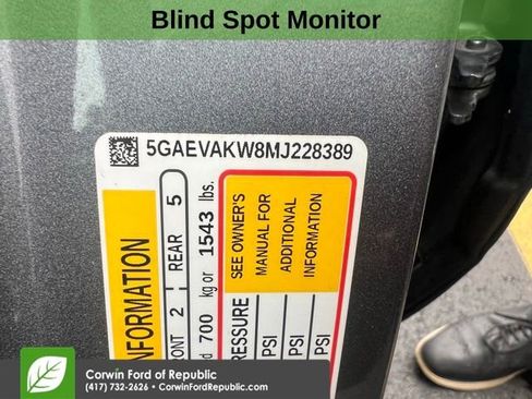 Used 2021 Buick Enclave Essence w/ Sound and Sites Package image 9