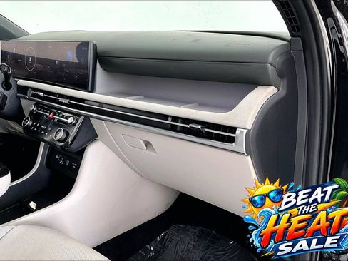 Used 2025 Hyundai Tucson Limited FWD image 20