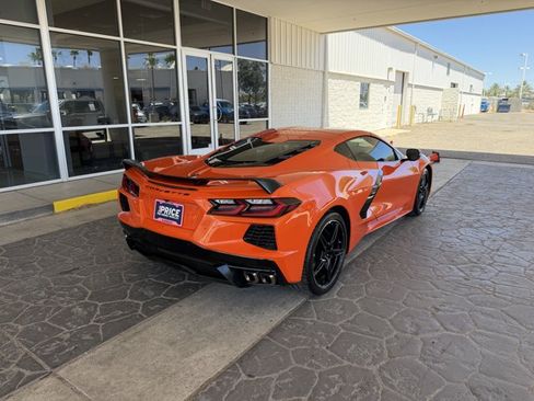 Used 2021 Chevrolet Corvette Stingray Coupe w/ Z51 Performance Package RWD image 6