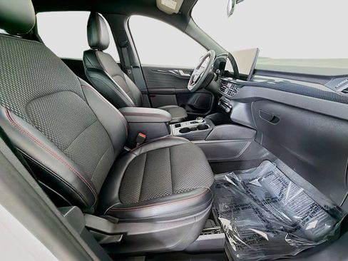 Certified 2023 Ford Escape ST-Line w/ Equipment Group 301A FWD image 23