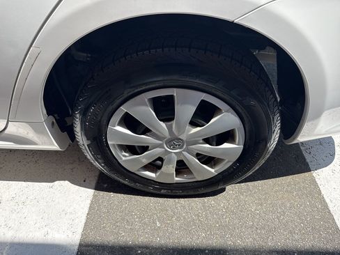 Used 2009 Toyota Corolla LE FWD image 14