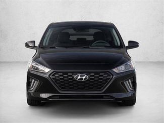 Used 2017 Hyundai Ioniq SEL FWD video 2