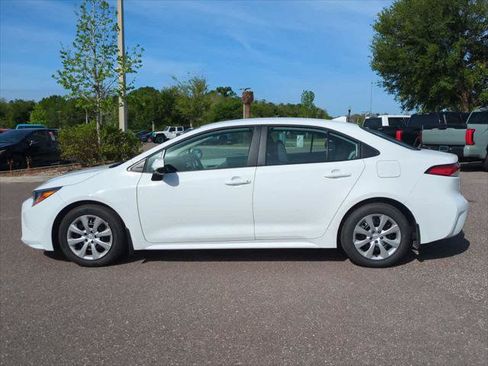 Certified 2026 Toyota Corolla LE FWD image 3