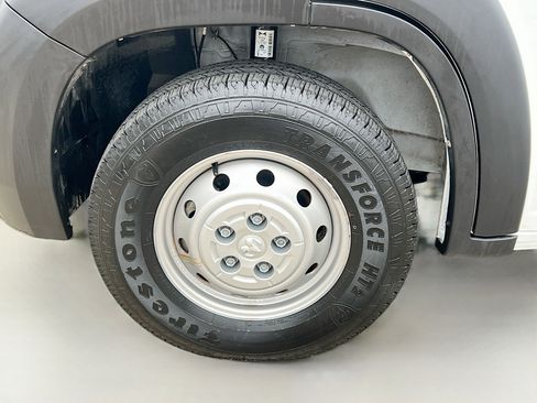 Used 2023 RAM ProMaster 2500 image 13