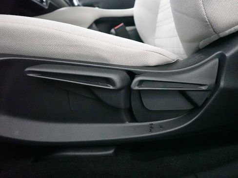 Used 2024 Honda HR-V LX image 14