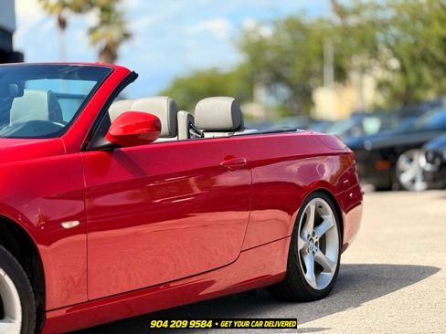 Used 2013 BMW 335i Convertible w/ Premium Pkg RWD image 4