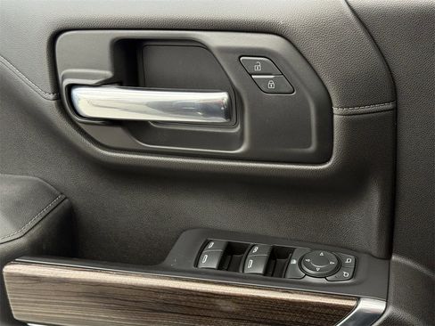 Used 2020 Chevrolet Silverado 1500 RST image 21