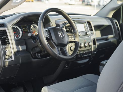 Used 2017 RAM 2500 Tradesman w/ Chrome Appearance Group image 18