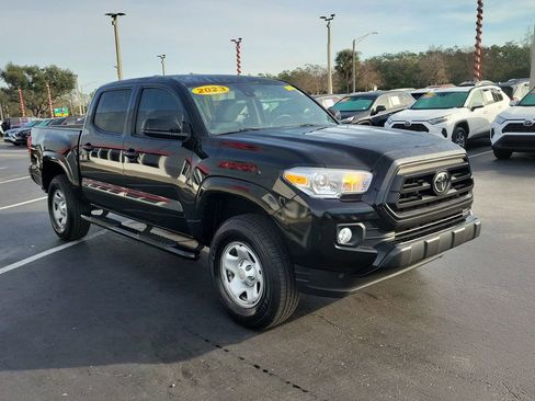 Used 2023 Toyota Tacoma SR image 2