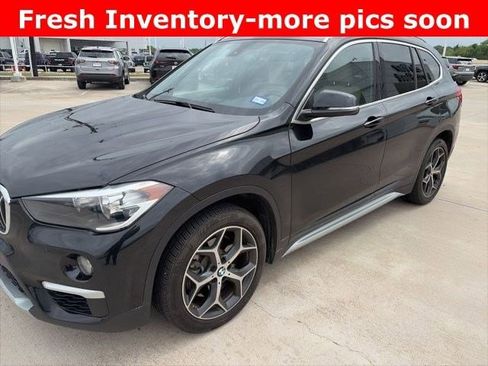 Used 2018 BMW X1 xDrive28i w/ Convenience Package AWD/4WD image 2