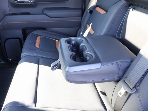 New 2026 GMC Sierra 1500 AT4 w/ Technology Package image 31