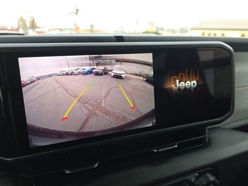 Used 2024 Jeep Wrangler Sport S image 21