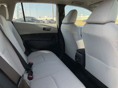 Used 2026 Toyota Corolla Cross L image 15