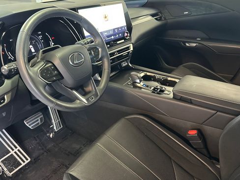 Used 2024 Lexus RX 500h F Sport w/ Convenience Package AWD/4WD image 4