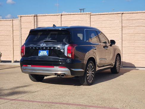 Used 2023 Hyundai Palisade Calligraphy AWD/4WD image 5