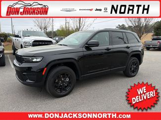 Used 2025 Jeep Grand Cherokee Altitude video 1