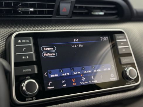 Used 2019 Nissan Kicks SV FWD image 19