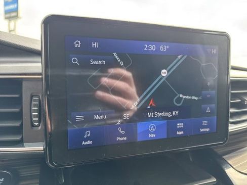 Used 2024 Ford Explorer Limited image 24