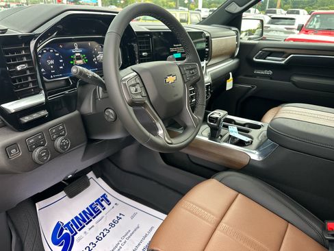 New 2026 Chevrolet Silverado 1500 High Country w/ Technology Package image 14