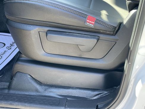 New 2026 RAM 5500 Tradesman w/ Chrome Appearance Group image 28