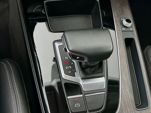 Used 2024 Audi Q5 2.0T Premium Plus image 23