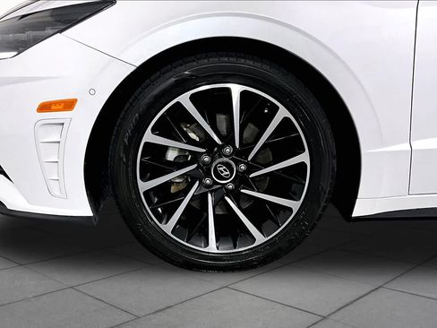 Used 2021 Hyundai Sonata Limited FWD image 10