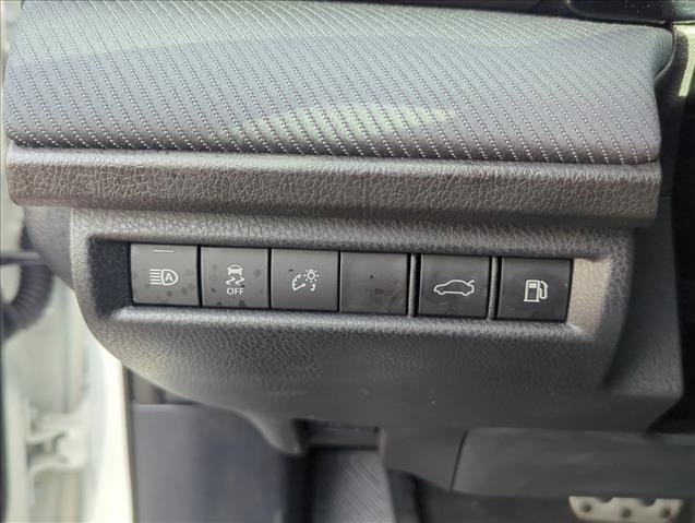 Certified 2025 Toyota Camry SE FWD image 8