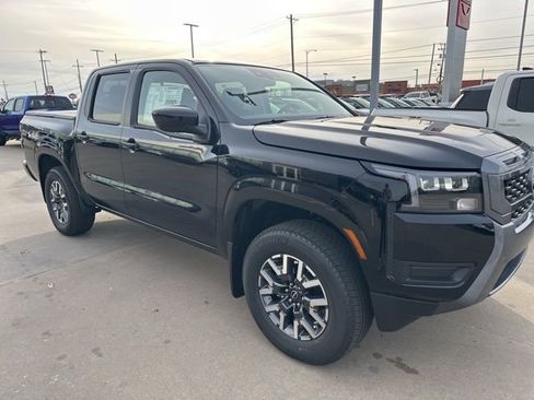 New 2026 Nissan Frontier SV w/ SV Convenience Package image 3