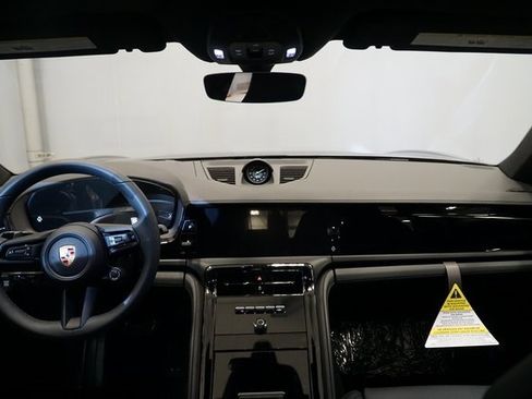 New 2026 Porsche Panamera 4 image 17