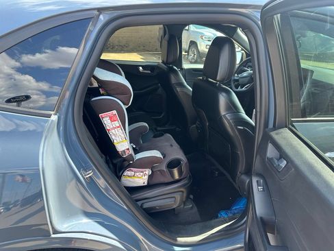 Used 2024 Ford Escape ST-Line w/ Tech Pack #1 FWD image 10