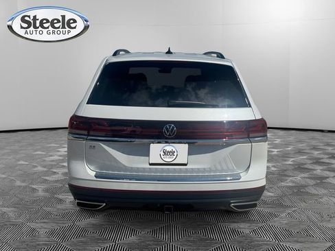 New 2026 Volkswagen Atlas SE FWD image 4
